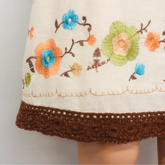 Heart Soul Y2k Cream Embroidered Flower Macrame Skirt - Picture 5 of 16